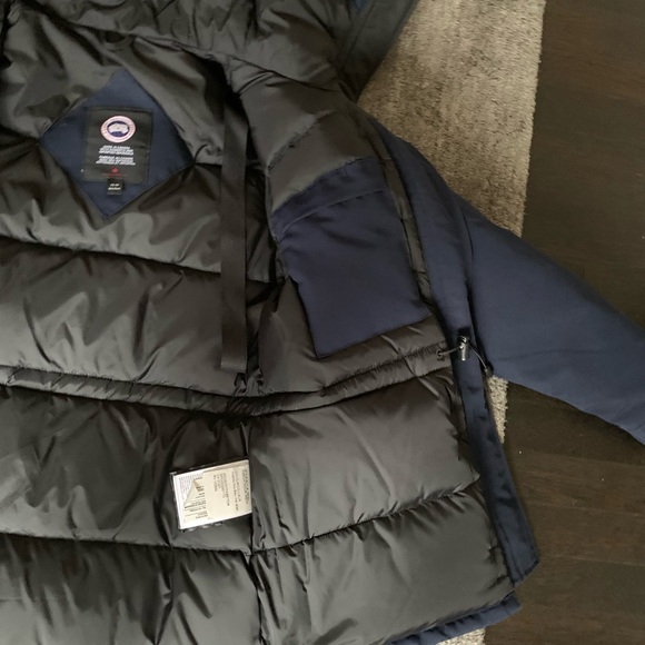 Canada Goose Rideau Parka - Picture 8 of 12